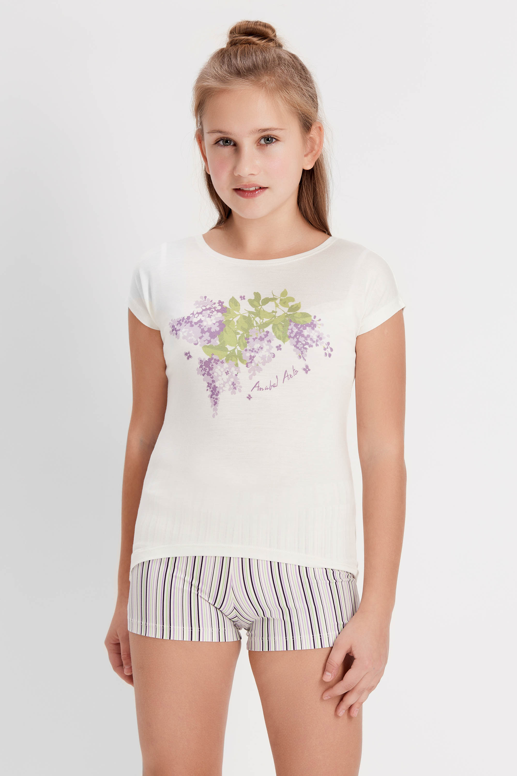 6415-8 Комплект для девочки: джемпер+шорты